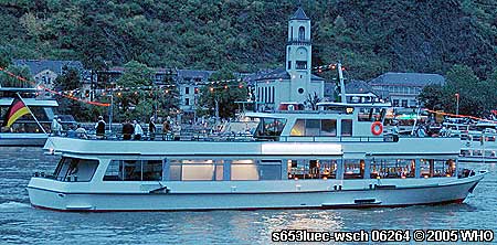 Rheinschifffahrt mit dem Rheinschiff s653luec-wsch.