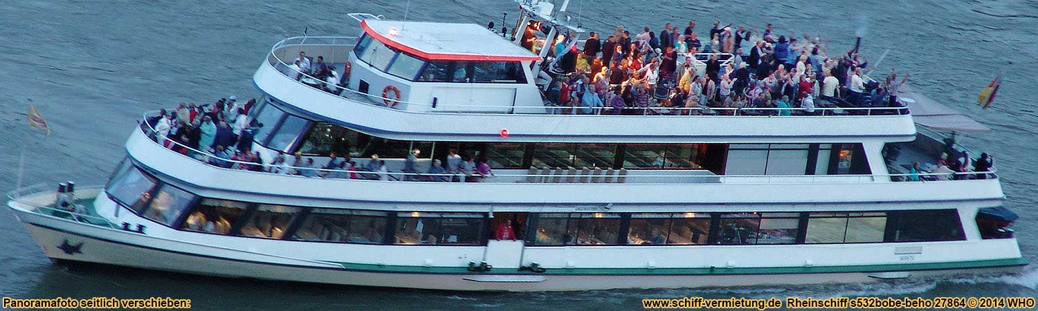 Betriebsweihnachtsfeier Weihnachtsfeier bei Bonn am Rhein